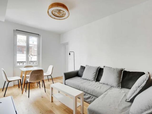 Location Appartement Rue du Faubourg Saint Antoine, Paris