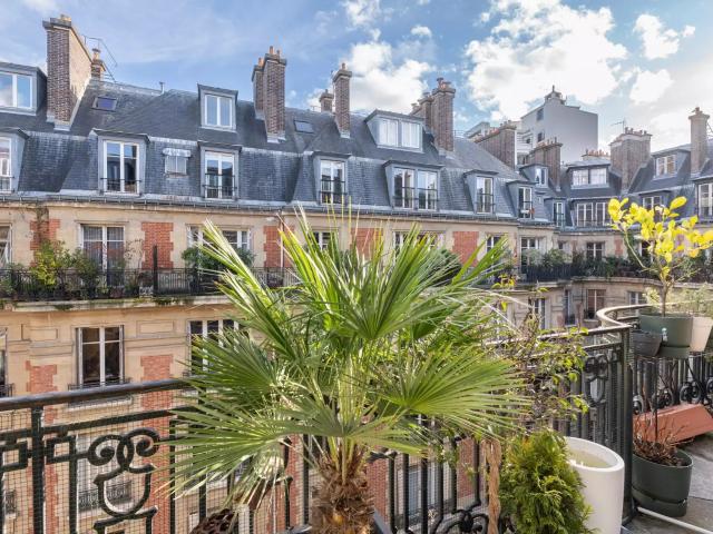 Location Appartement Rue du Faubourg Saint Honoré, Paris