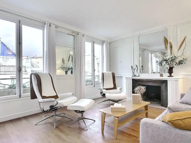 Location Appartement Rue du Faubourg Saint Honoré, Paris