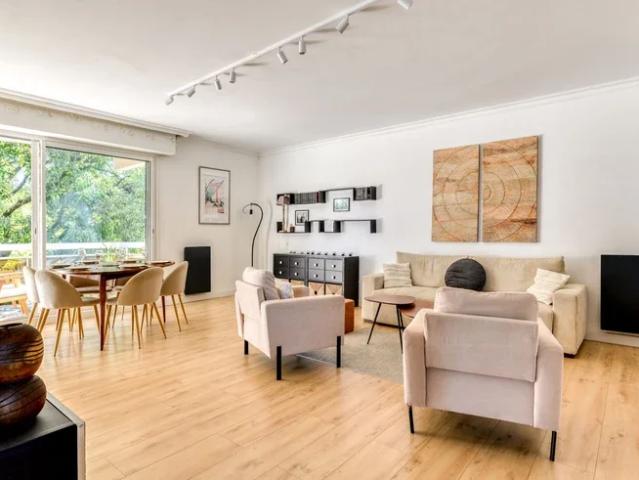 Location Appartement Rue du Faubourg Saint Jaumes, Montpellier