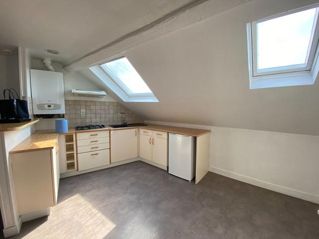 Location Appartement Rue du Faubourg Saint Léger, Évreux