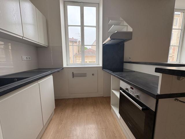 Location Appartement Rue du Haut Bourgeois, Nancy