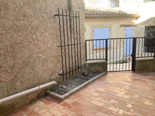 Location Appartement Rue du Jas, Lambesc