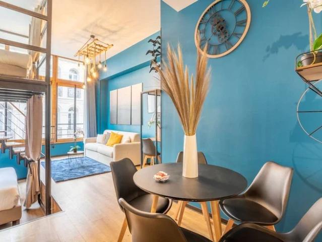 Location Appartement Rue du Jeune Anacharsis, Marseille