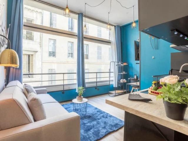 Location Appartement Rue du Jeune Anacharsis, Marseille