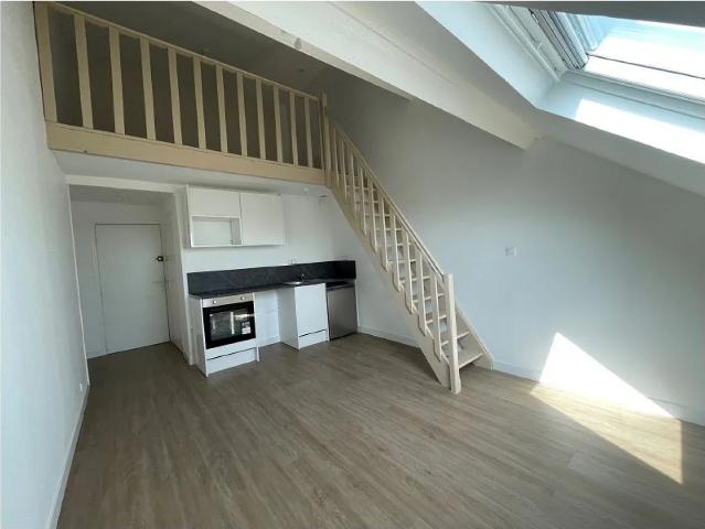 Location Appartement Rue du Long Pot, Lille