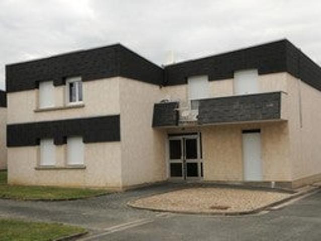 Location Appartement Rue Du Lavoir, Chezelles