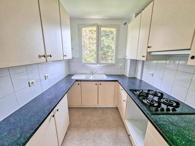 Location Appartement Rue du Lavoir de la Grande Pierre, Antony
