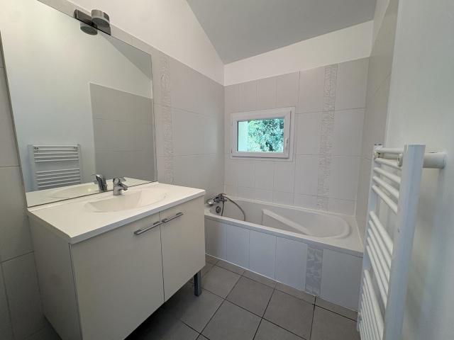 Location Appartement Rue du Lavoir, Varces Allières et Risset