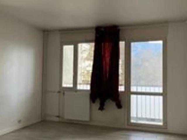 Location Appartement Rue du Lieutenant Yvan Genot, Gaillard