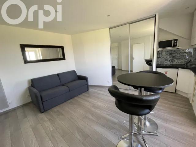 Location Appartement Rue du Luxembourg, Senlis