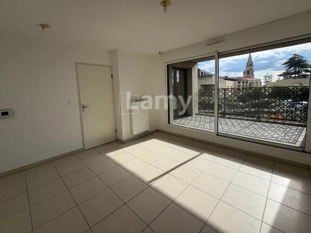 Location Appartement Rue du Maréchal Gallieni, Cenon