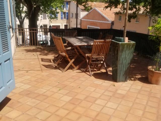 Location Appartement Rue du Maréchal Foch, Carcès