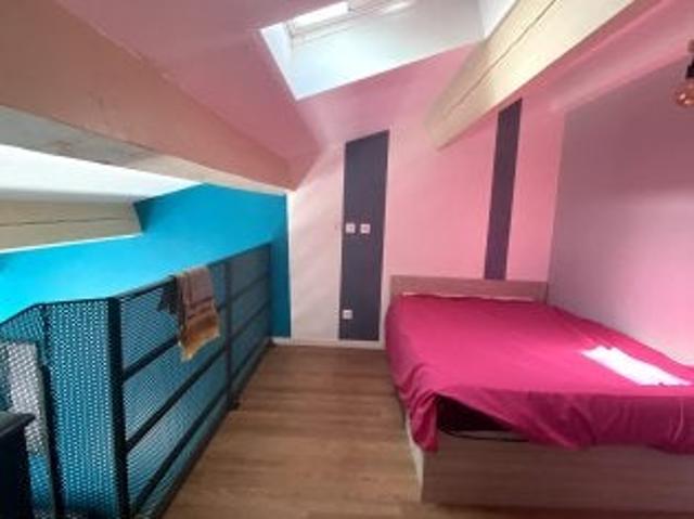 Location Appartement Rue du Musée, Marseille