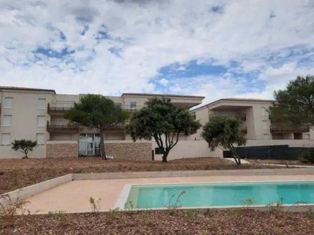 Location Appartement Rue du Myrtil, Nîmes