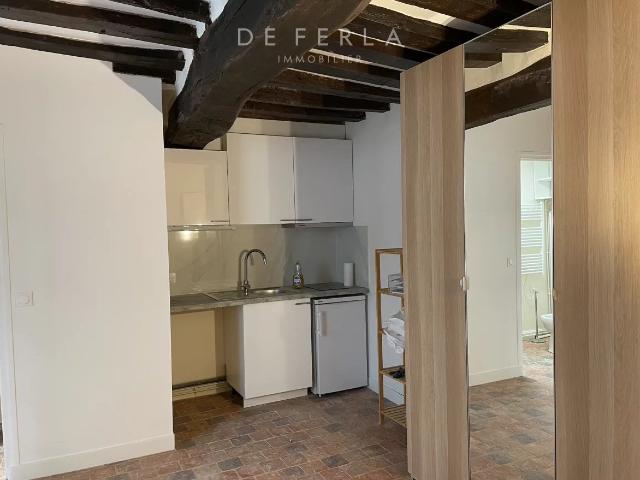 Location Appartement Rue du Sabot, Paris