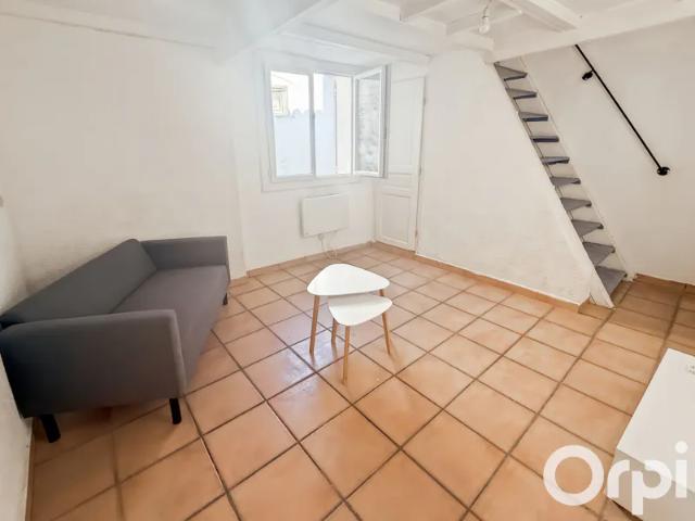 Location Appartement Rue du Saint Sacrement, Bollène