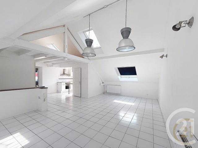Location Appartement Rue du Salbert, Évette Salbert