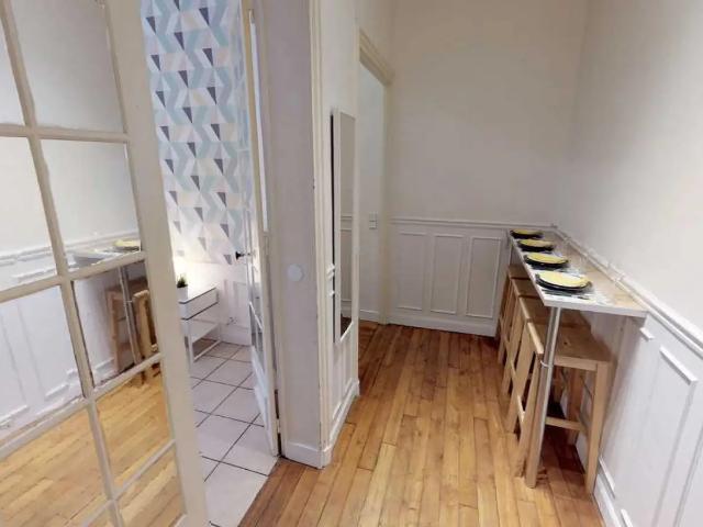 Location Appartement Rue du Sergent Bauchat, Paris