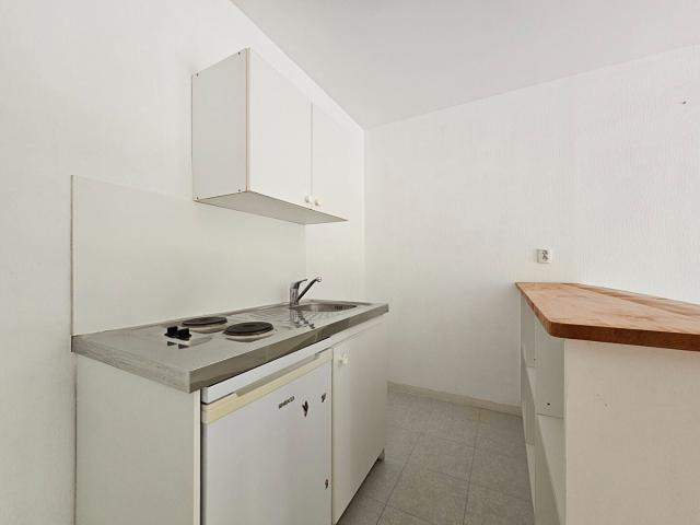Location Appartement Rue du Stade, La Couronne