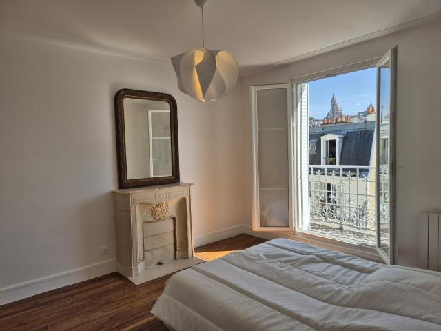 Location Appartement Rue du Poteau, Paris