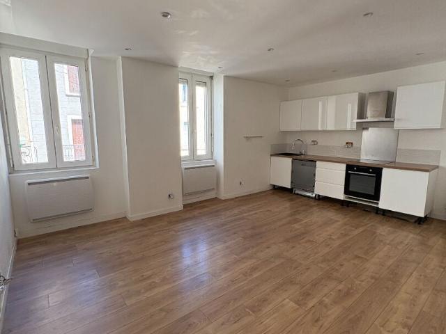 Location Appartement Rue du Pont du Gât, Valence