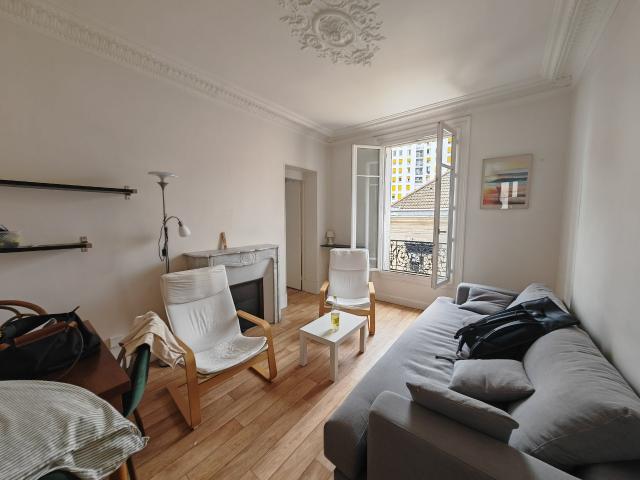 Location Appartement Rue du Pont Neuf, Paris