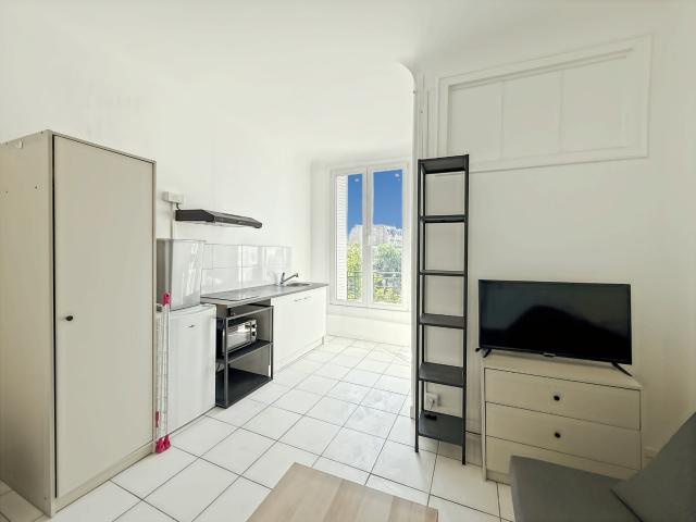 Location Appartement Rue du Pont Neuf, Paris