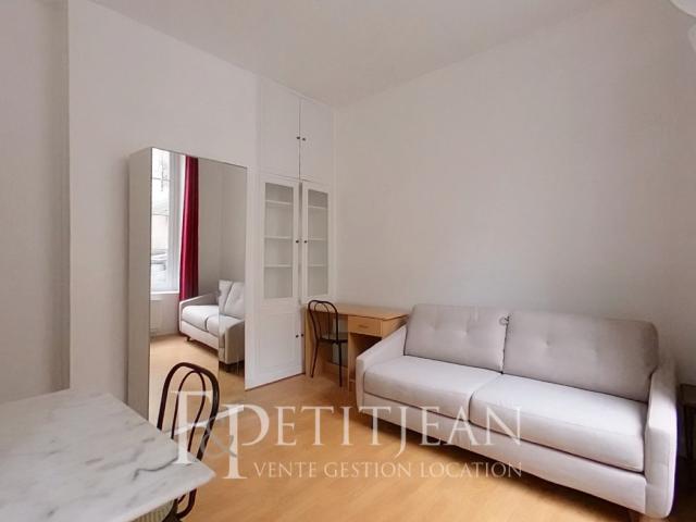 Location Appartement Rue du Pont Neuf, Paris