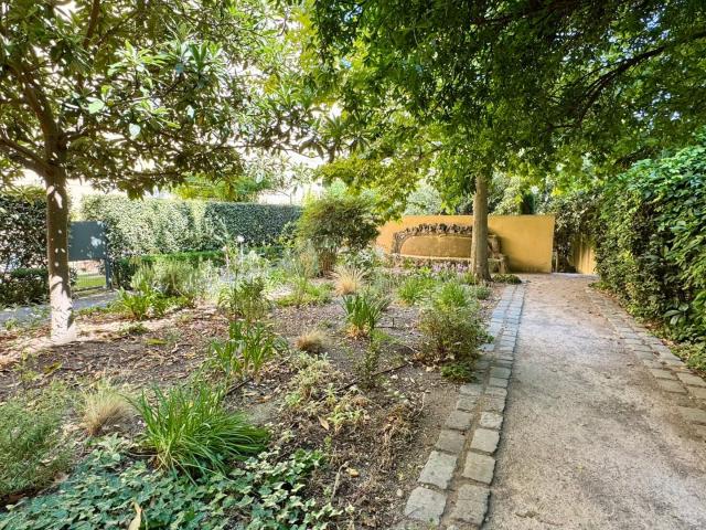 Location Appartement Rue du Pavillon, Aix en Provence