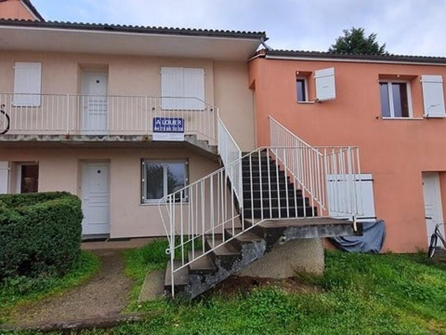 Location Appartement Rue du Parc, Fontannes