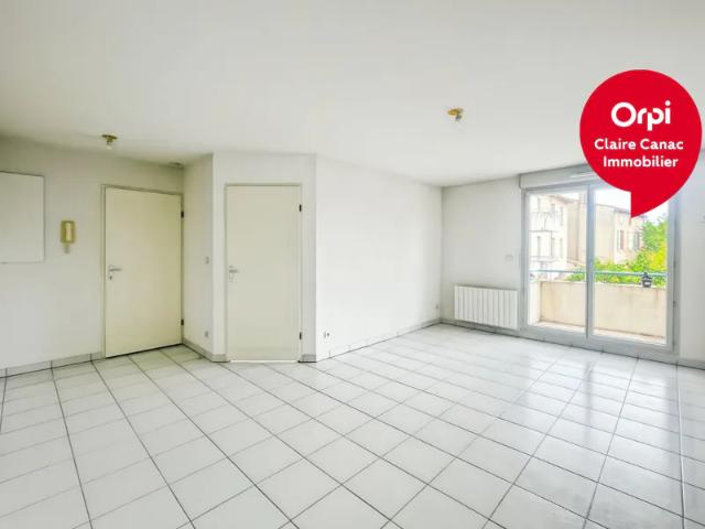 Location Appartement Rue du Parc, Labruguière