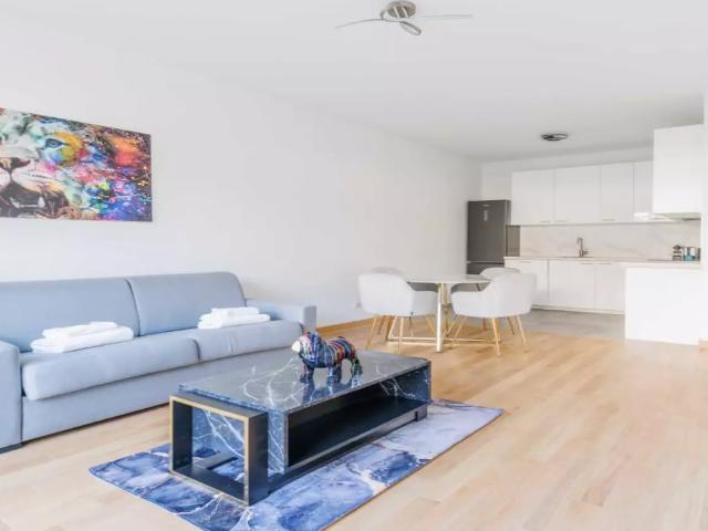 Location Appartement Rue du Parc, Levallois Perret