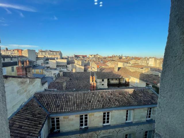 Location Appartement Rue du Parlement Saint Pierre, Bordeaux
