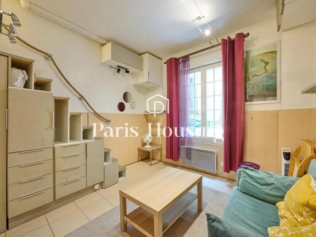 Location Appartement Rue du Perche, Paris