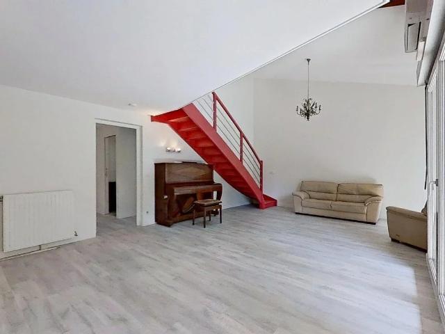 Location Appartement Rue du Perron, Oullins Pierre Bénite