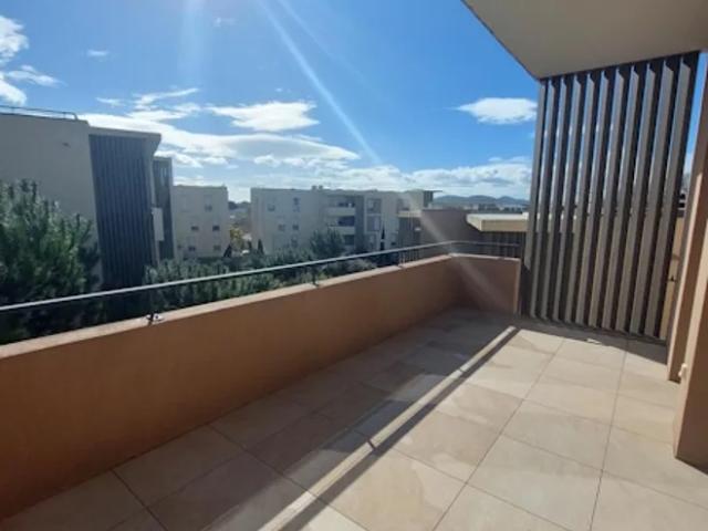 Location Appartement Rue du Pigeonnier, Fréjus