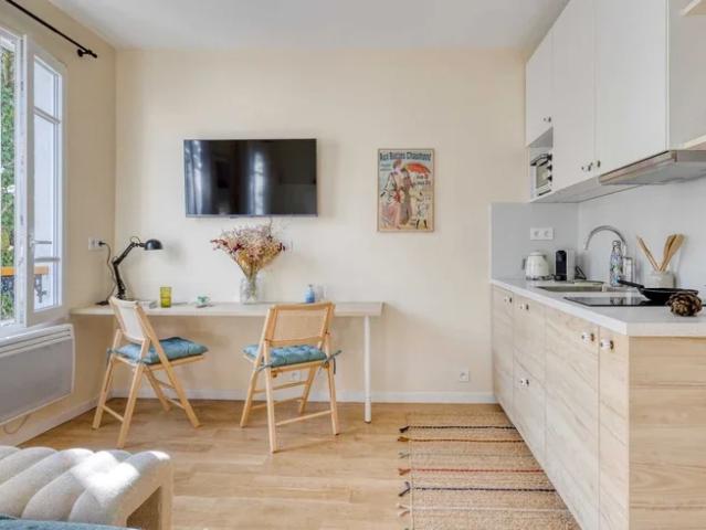 Location Appartement Rue du Plateau, Paris