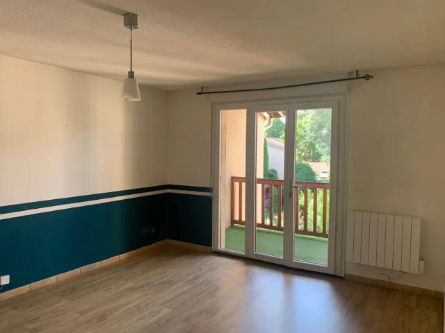 Location Appartement Rue du Plâtre, Saint Symphorien d'Ozon