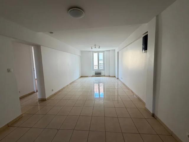 Location Appartement Rue du Président Georges Pompidou, Coulommiers