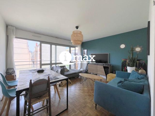 Location Appartement Rue du Président Kruger, Courbevoie