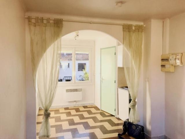 Location Appartement Rue du Professeur Joseph Anglada, Montpellier
