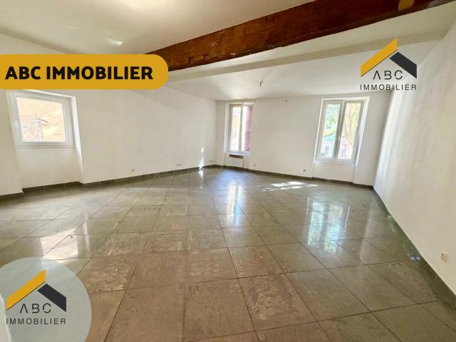 Location Appartement Rue du Roussillon, Orange