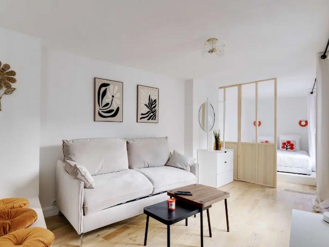 Location Appartement Rue du Roi de Sicile, Paris