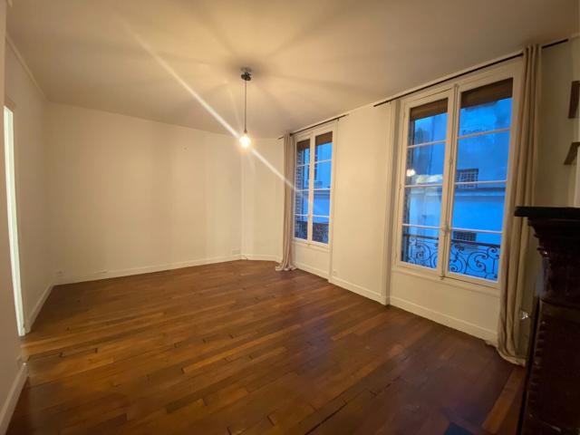 Location Appartement Rue du Roi de Sicile, Paris