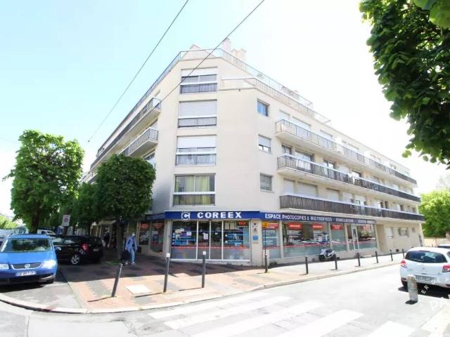 Location Appartement Rue du Révérend Père Chaillet, Chelles