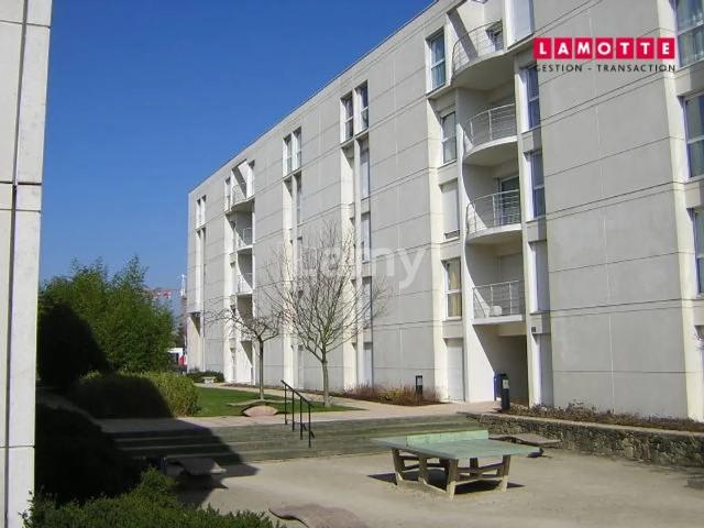 Location Appartement Rue du Recteur Paul Henry, Rennes
