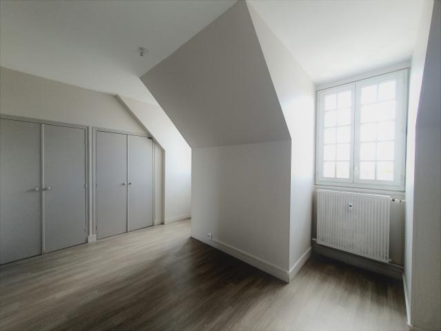 Location Appartement Rue du Rempart, Tours