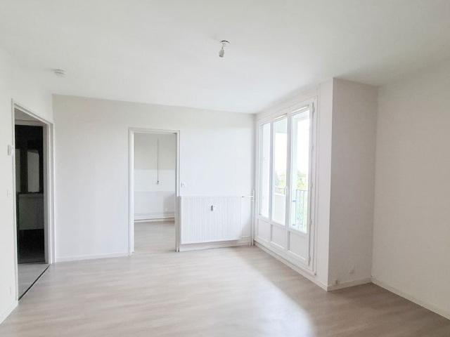 Location Appartement Rue du Rempart, Tours