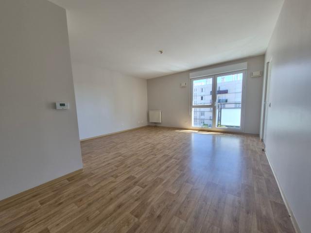 Location Appartement Rue du Rempart, Tours